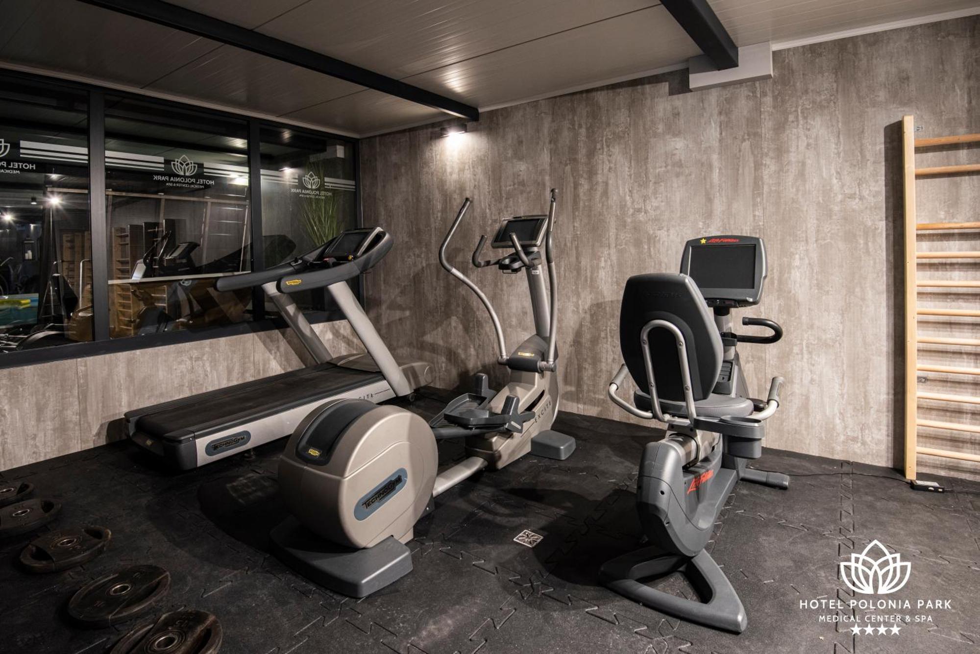 Hotel Polonia Park Medical Center & Spa 부스코-즈드로이 외부 사진