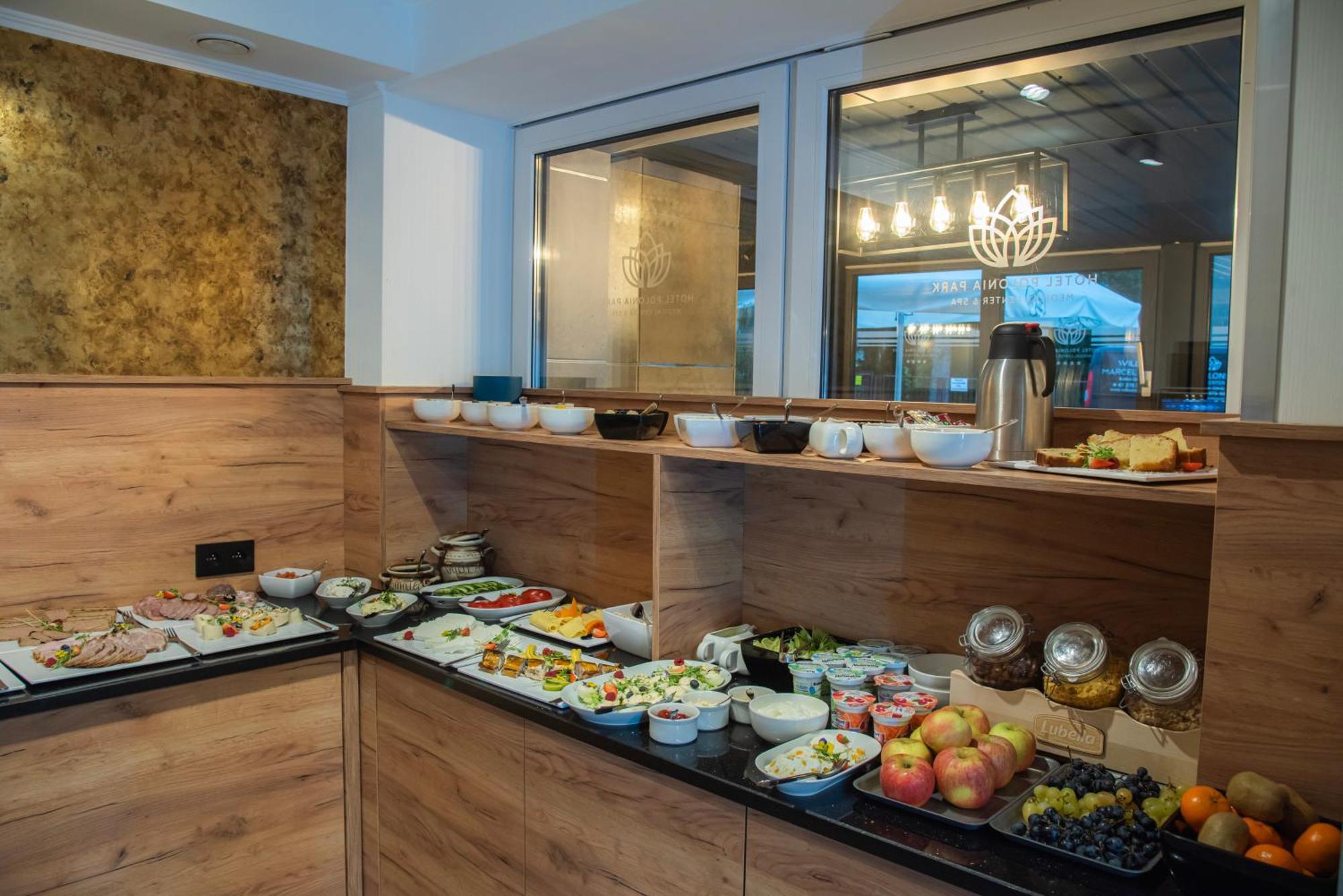 Hotel Polonia Park Medical Center & Spa 부스코-즈드로이 외부 사진